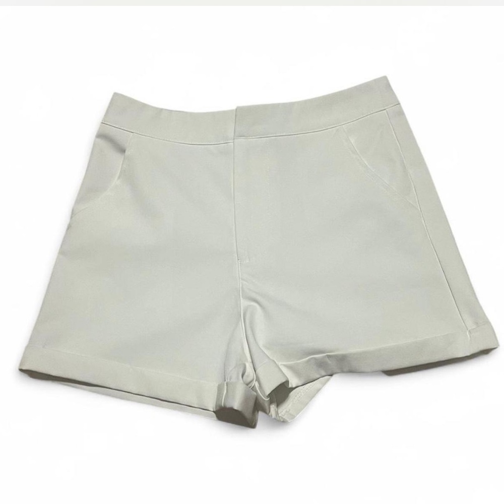 Princess Polly White Tailored Cuffed Shorts Size 2 High Waist Dressy‎ Minimalist